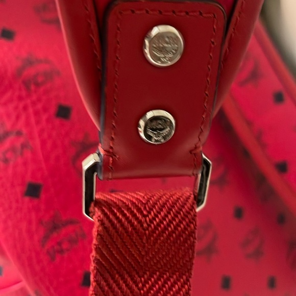 MCM Medium Stark Visetos Stylish Backpack - Picture 6 of 14